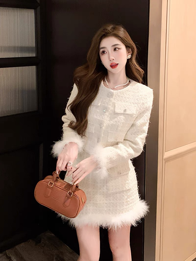 富婆套装裙2025秋冬高级感优雅白色外套包臀半身裙炸街气质两件套