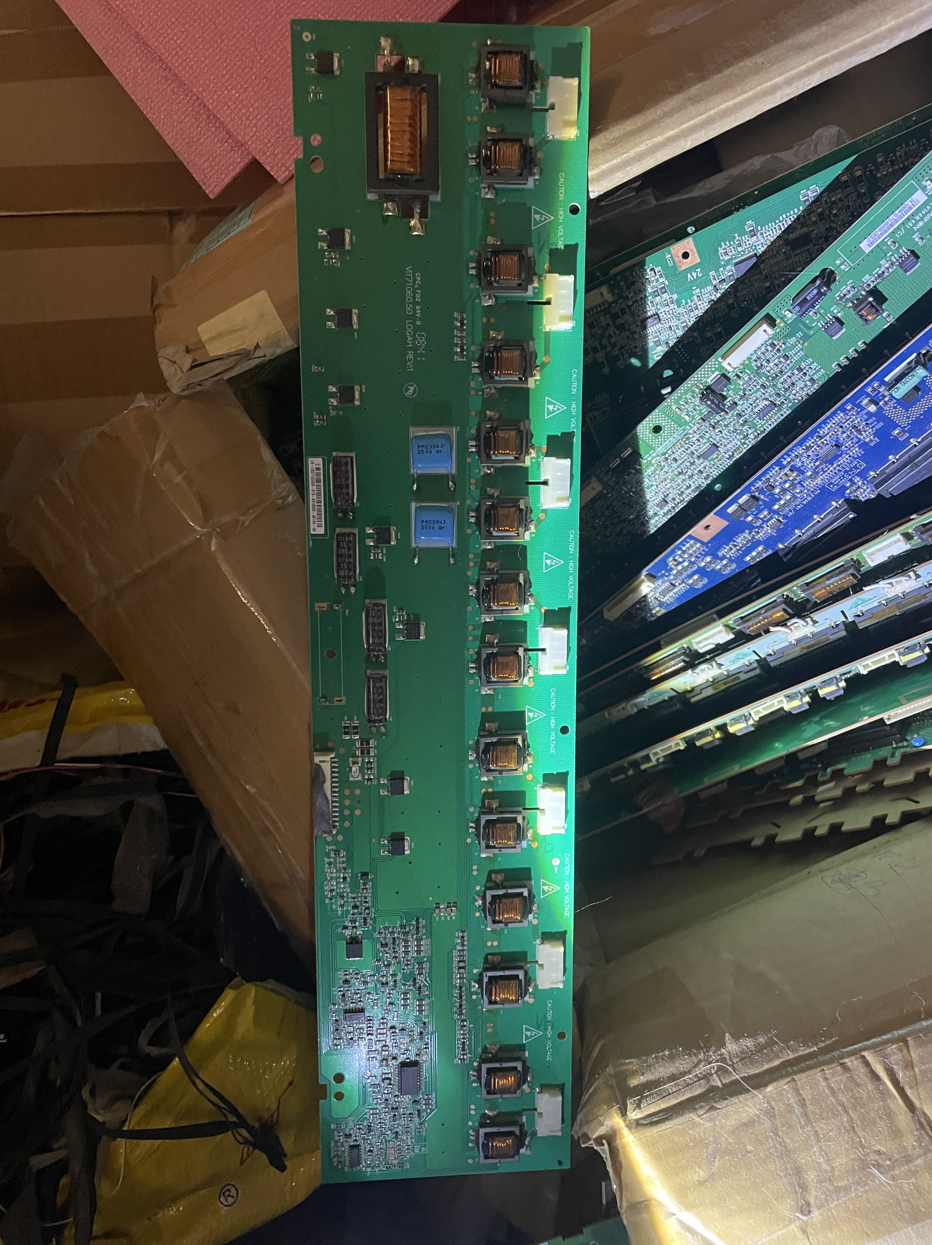 三星LA37A350C1/TCL L37E9 L37M61B高压板VIT71060.50 L0GAHREV:1