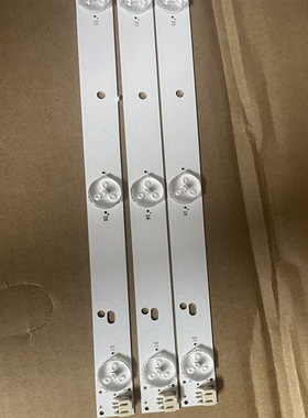 LE32D60S LE32D58 LE32F51灯条OY32D07-ZC14F-03 303WY315035