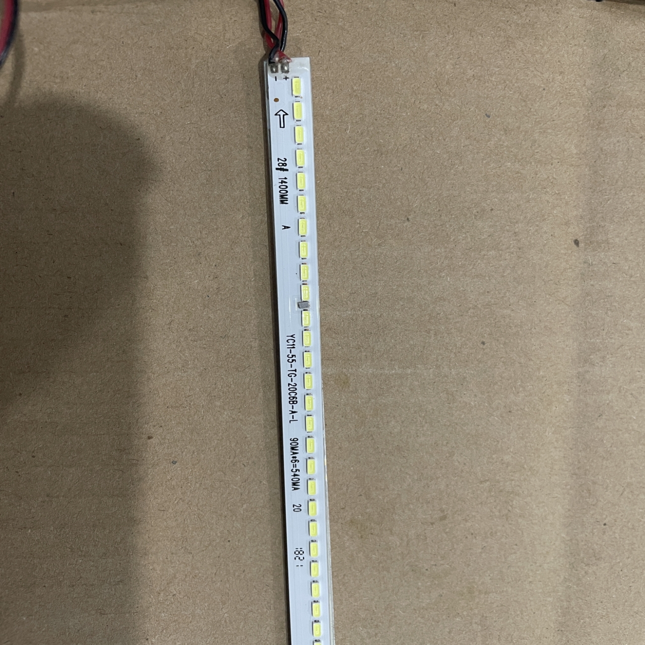 YC11-55-TG-20C6B-A-L/R   120灯  单条61.4CM   组装机55寸灯条