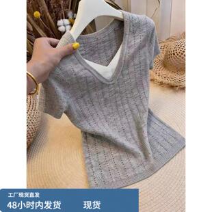 设计感大尺码灰色V领短袖针织衫女百搭显瘦气质套头夏季假两件上