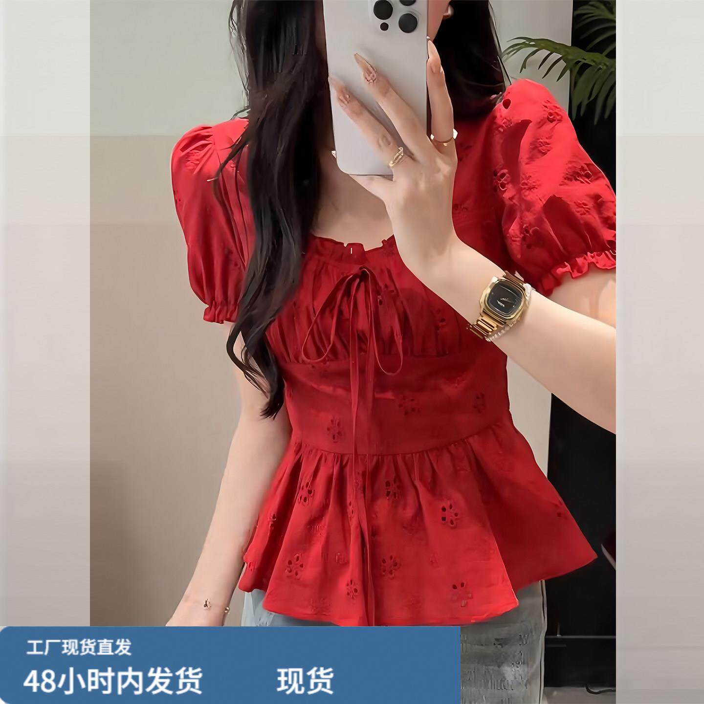 今年流行的漂亮泡泡短袖衬衫红色上衣女士夏季新款设计感掐腰小衫 - 实物图