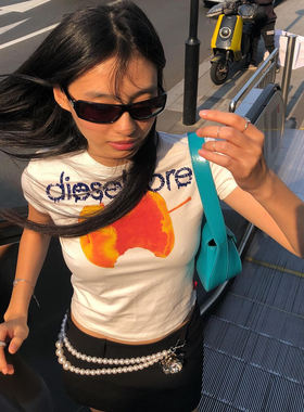 ODD/咬一口苹果字母印花辣妹修身正肩显瘦短款短袖T恤女夏季上衣