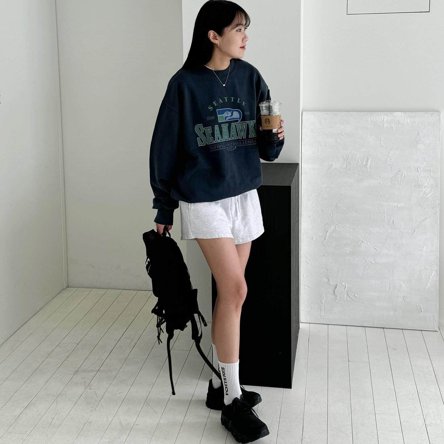 美式复古风圆领套头卫衣