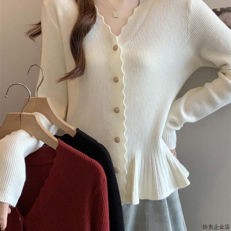 大码女装2025新款早秋巨好看的上衣韩系简约漂亮荷叶边针织开衫女