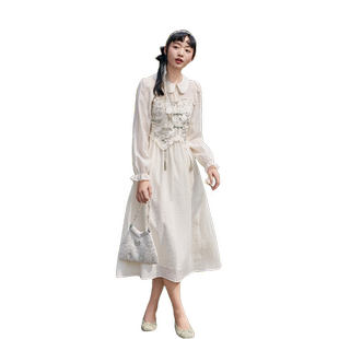 紫涵新中式刺绣连衣裙女秋季新款休闲轻国风翻领荷叶边长袖中长裙