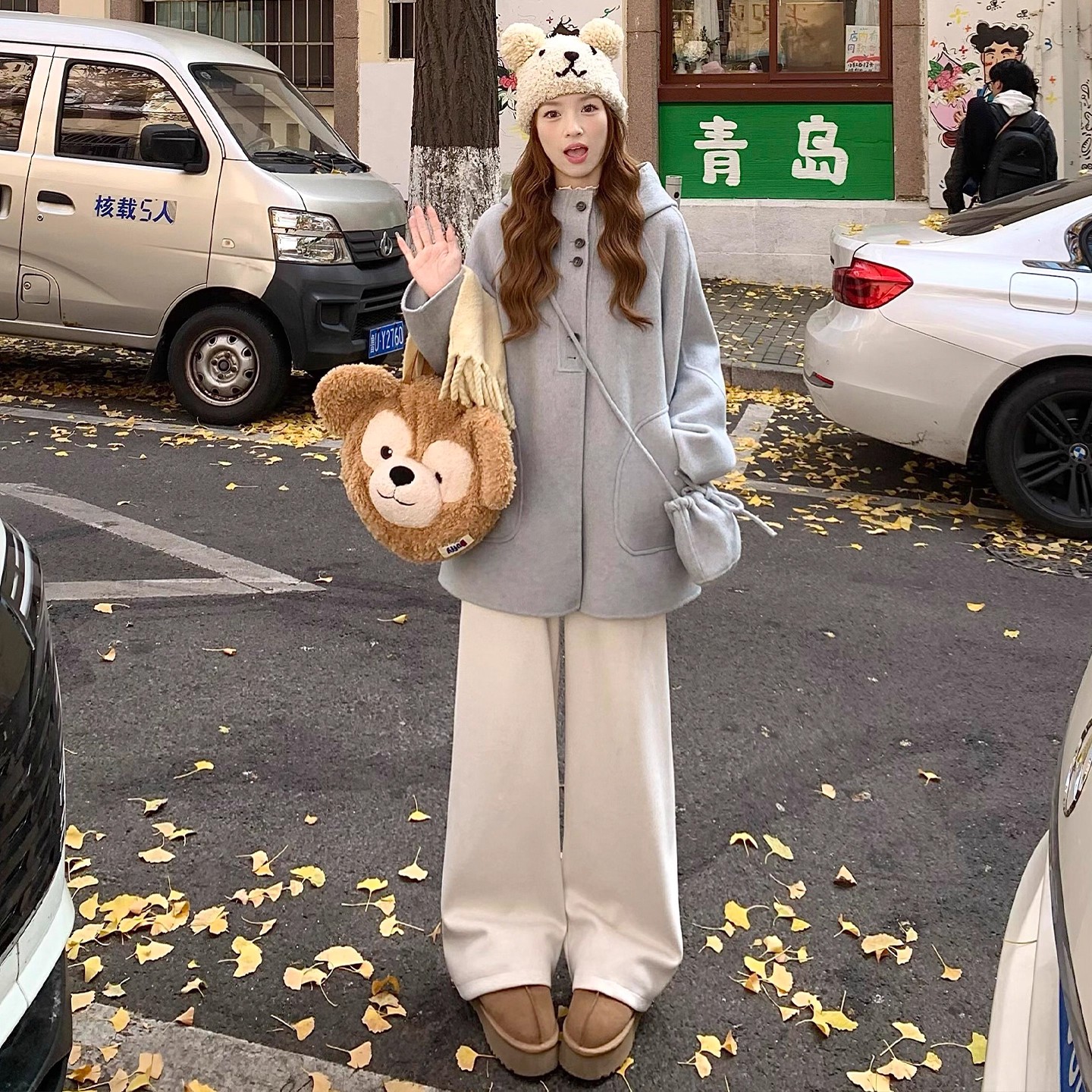 慵懒风白色羊羔绒阔腿裤女秋冬2025年新款加绒加厚直筒显瘦休闲裤