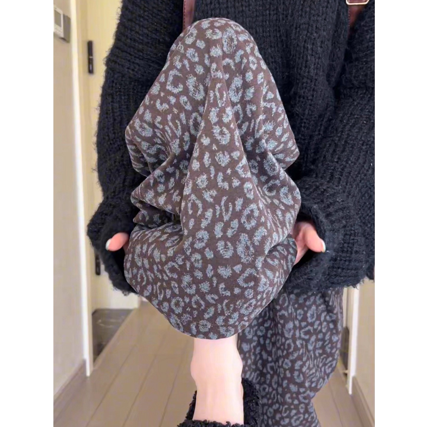 豹纹阔腿裤女秋季2025新款休闲小个子高腰垂感直筒慵懒风运动裤子