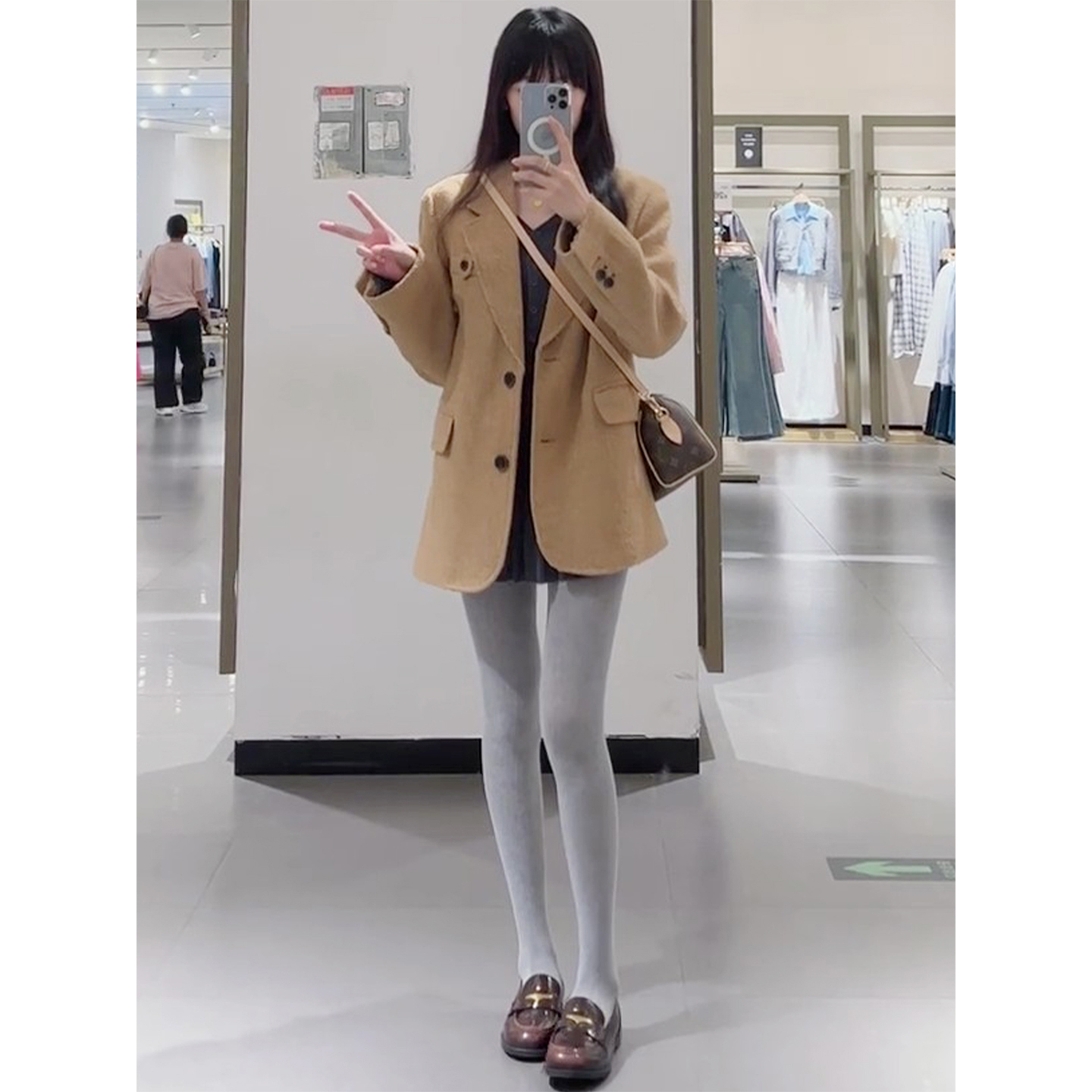 竖条纹日系打底裤女新款高腰显瘦灰色微压提臀连裤袜瘦腿保暖长裤