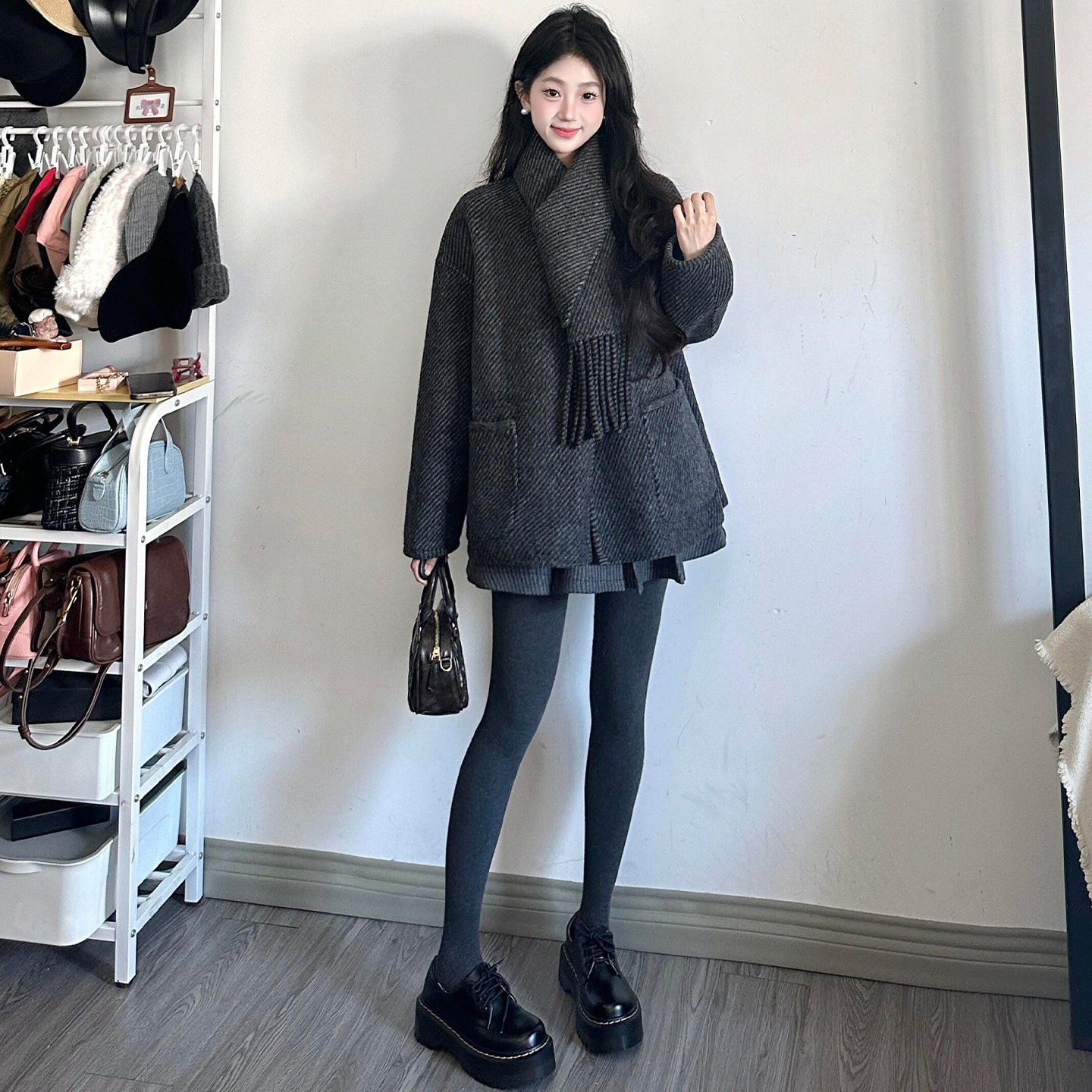 竖条纹日系打底裤女新款高腰显瘦灰色微压提臀连裤袜瘦腿保暖长裤