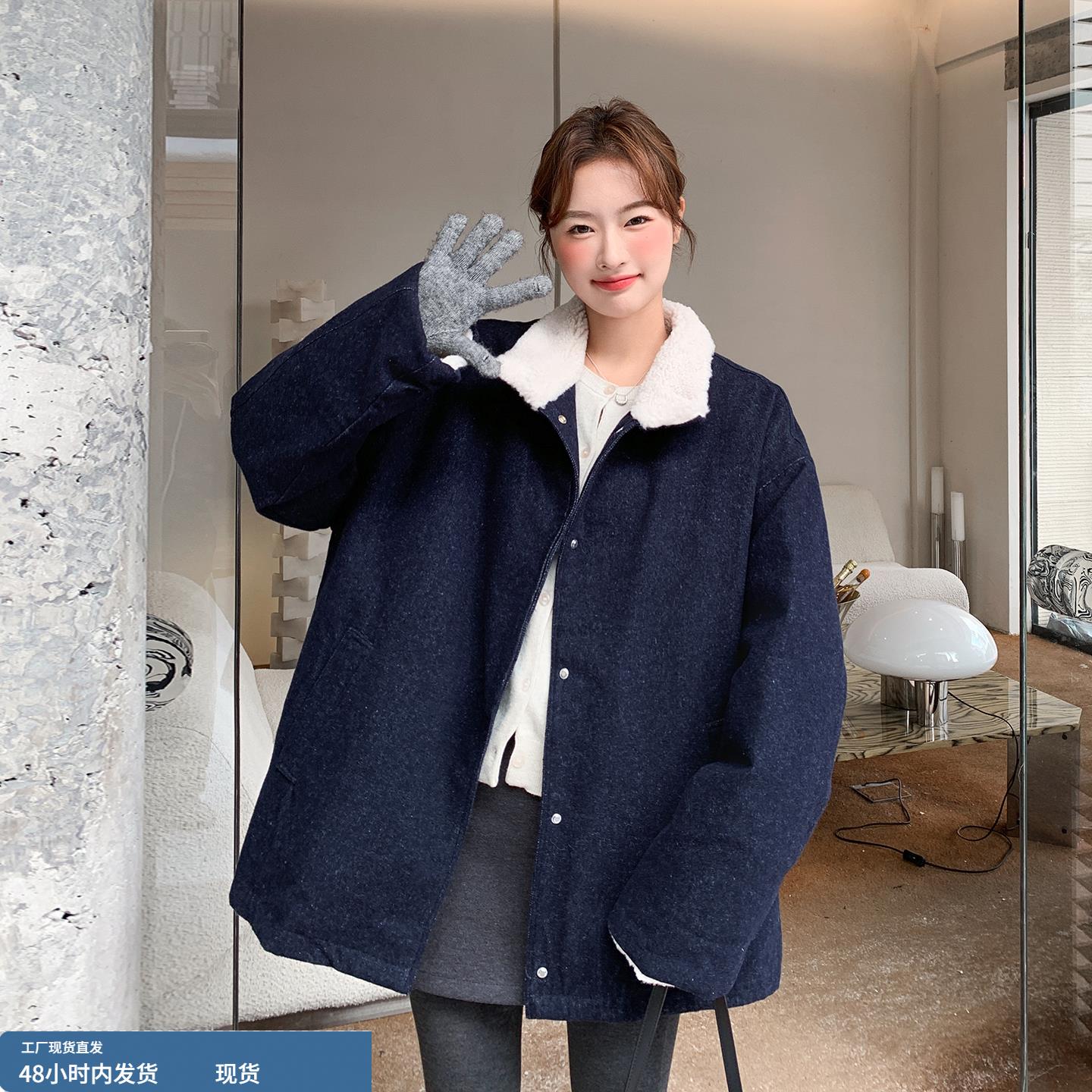 深蓝色羊羔毛拼接翻领羽绒服女2025冬季新款百搭加厚90白鸭绒外套