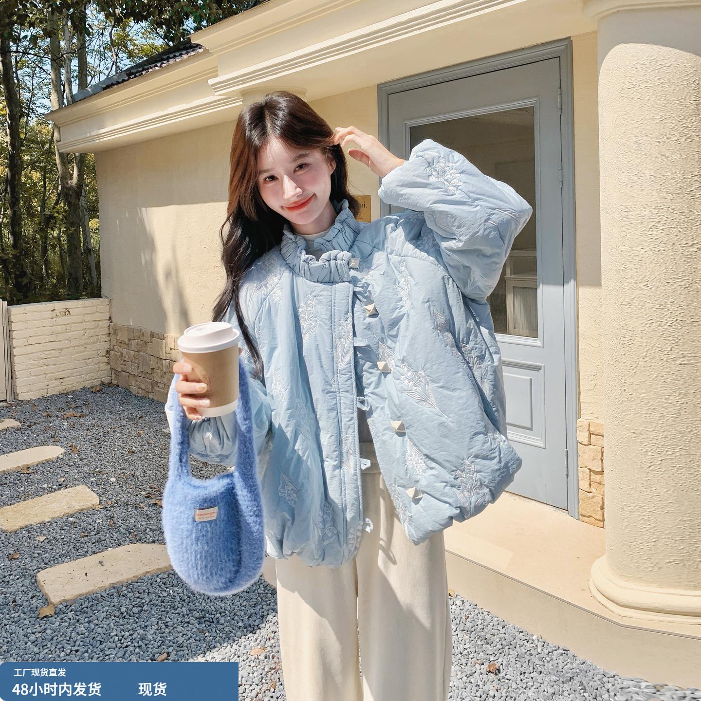 蓝色时尚减龄刺绣保暖羽绒服女冬季2025新款小个子奶乎乎百搭外套