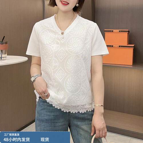 重工刺绣V领短袖T恤女2026年夏季新款通勤风蕾丝拼接显瘦气质上衣