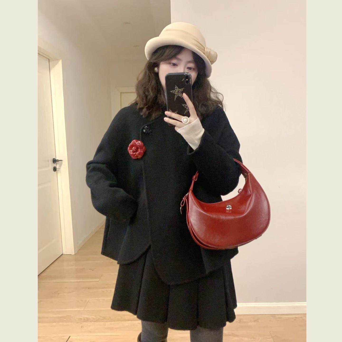 简约黑色通勤风毛呢套装女秋冬季斜门襟立领外套百褶半身裙两件套,运动/瑜伽/健身/球迷用品,广场舞套装,淘宝优惠券,粉丝福利购,淘宝优惠卷