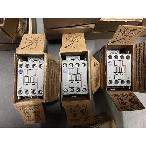 100-C16*DC24V100-C16*