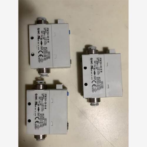 成色新SMC压力开关PFM750-C6-B-M实图带线