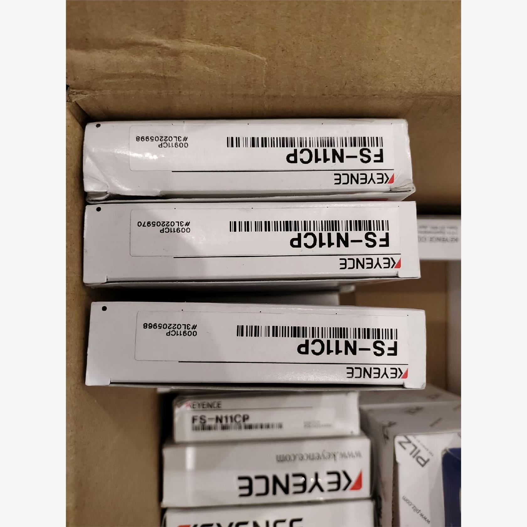 库存现货正品FS-N11CP 基恩士KEYENCE光纤放大器议价