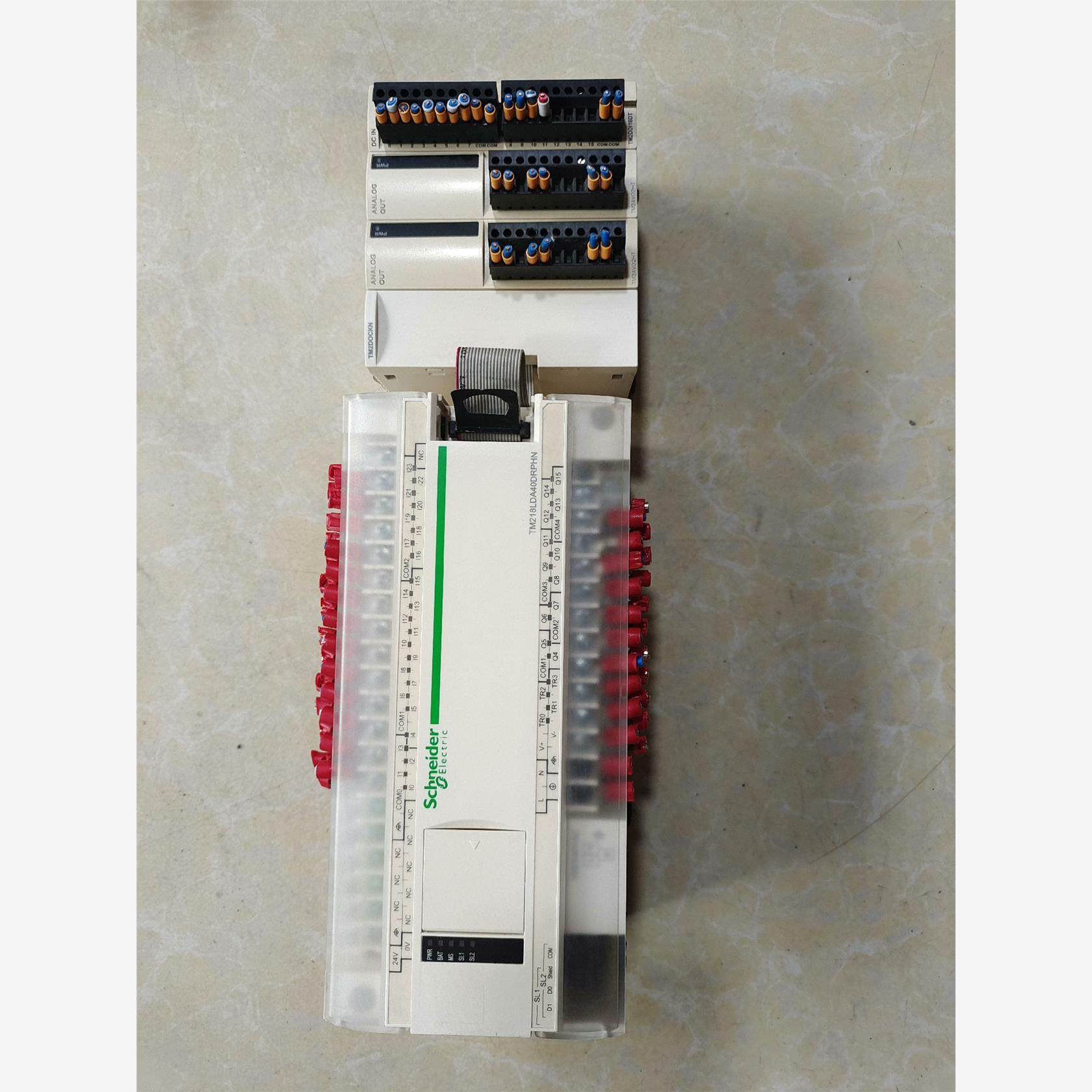 施耐德PLC（TM218LDA40DRPHN）全新现货拆议价