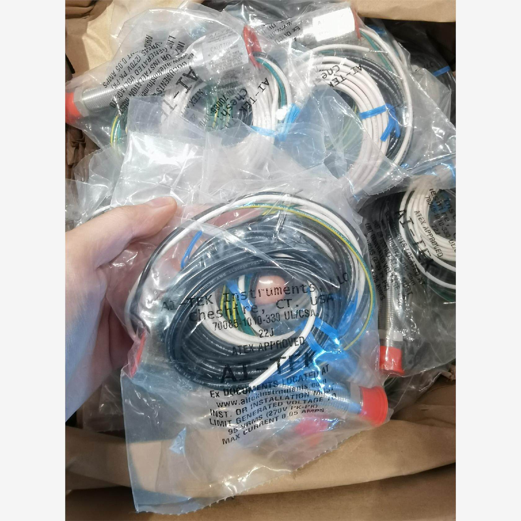 美国AI-TEK转速传感器70085-1010-330，全新议价