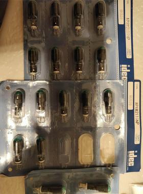 日本和泉原装绿色指示灯，型号AP8M211GNP，全新未拆封