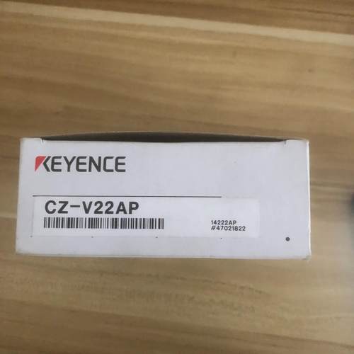 全新日本基恩士CZ-V22AP放大器，实物图！数量一个，感兴议价