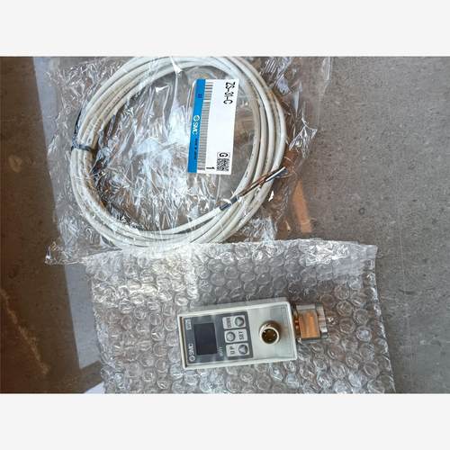 全新无包装ISE75-02-43-M，数量3只，加一套线，S议价