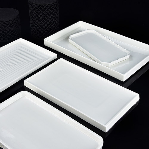 纯白色简约长方菜盘子