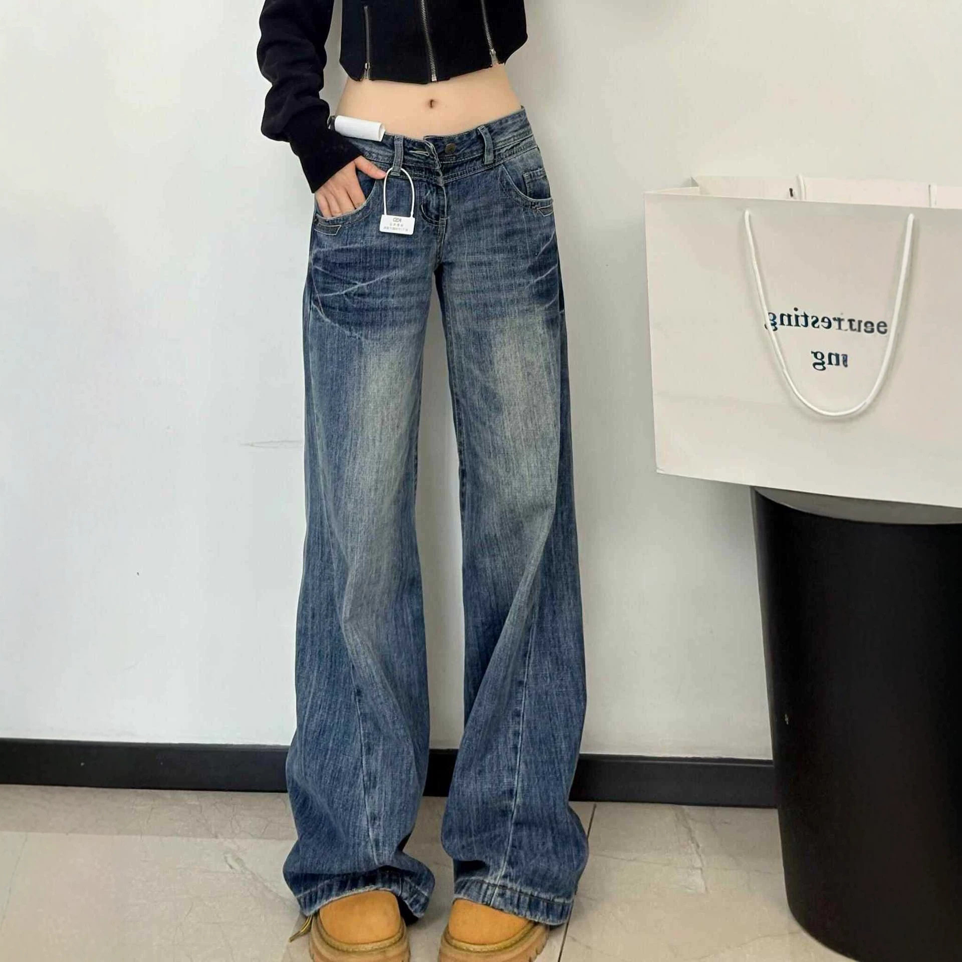美式设计感线条辣妹低腰微喇牛仔裤女宽松显瘦显高弯刀阔腿裤秋季