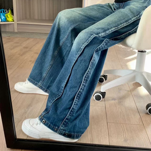 美式直筒牛仔裤女宽松阔腿秋冬新款梨型身材高腰显瘦时尚复古长裤