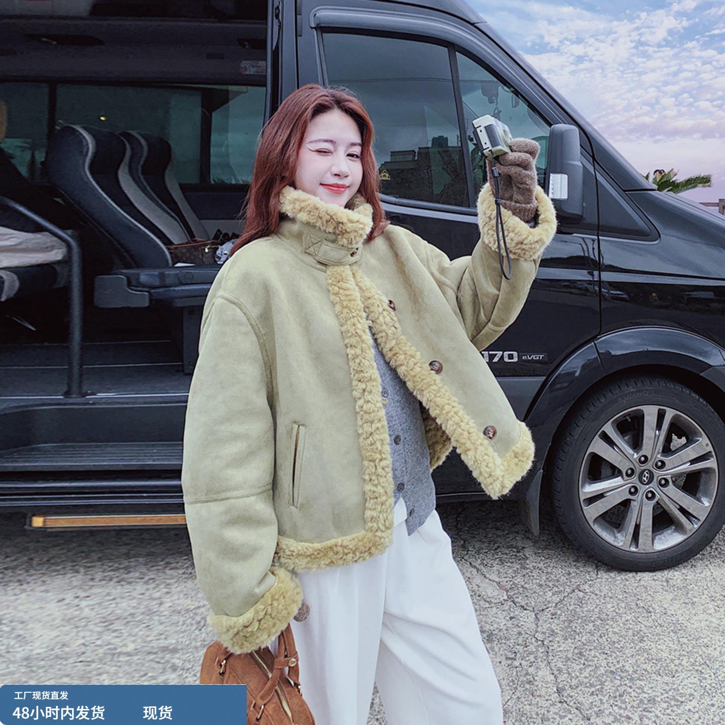 复古绿色皮毛一体羊羔毛外套女2025年冬季新款韩版加厚立领棉服