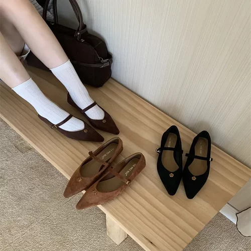 2026新秋季新款尖头绒面一字带复古高跟鞋女时尚低跟通勤单鞋