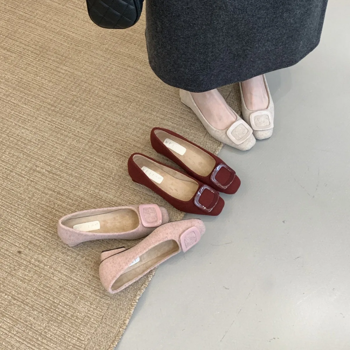 2025年新款方头一脚蹬加绒保暖方头粗跟单鞋女低跟方扣玛丽珍鞋