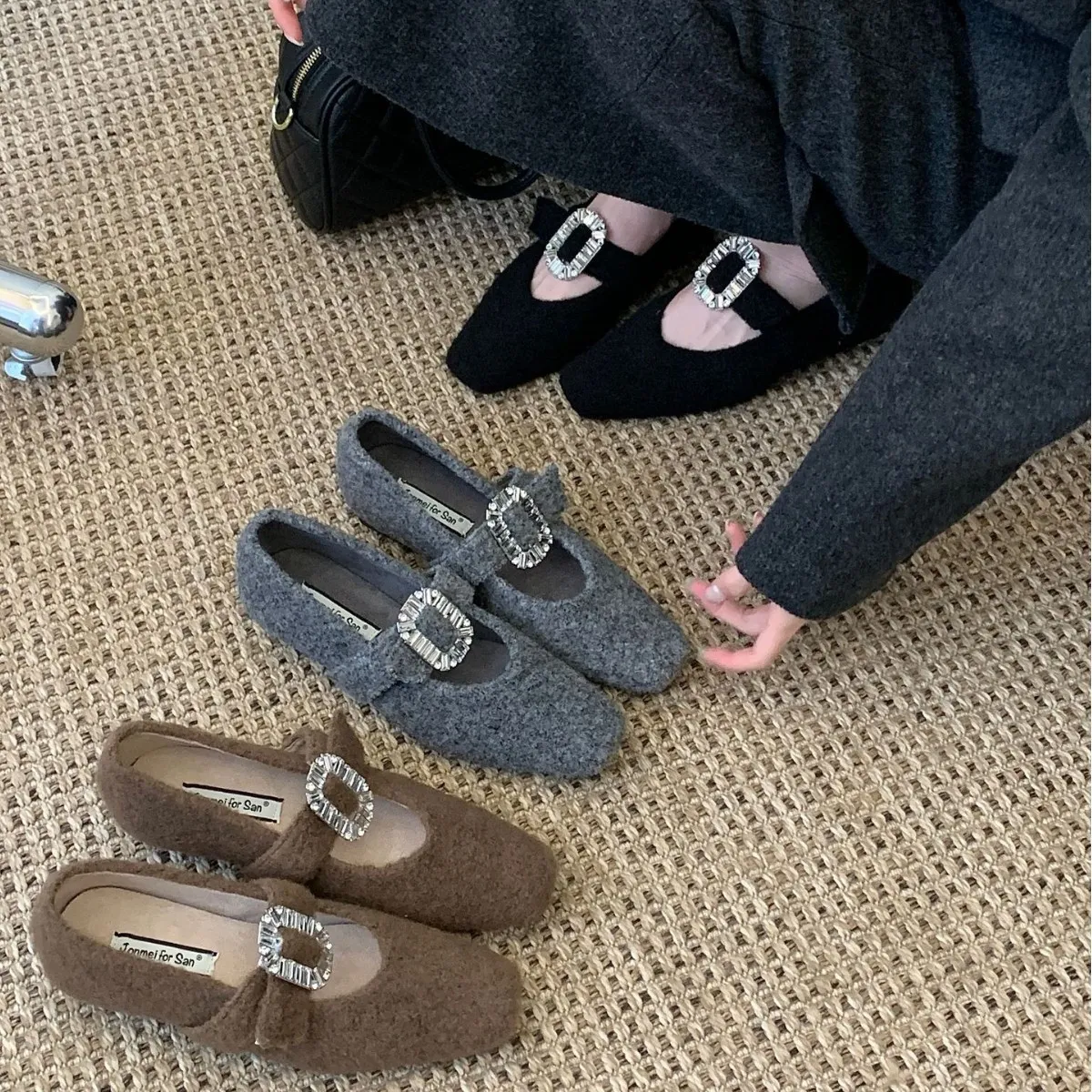 2025新款方头一字带毛呢水钻扣粗中跟百搭玛丽珍配裙子加绒女单鞋