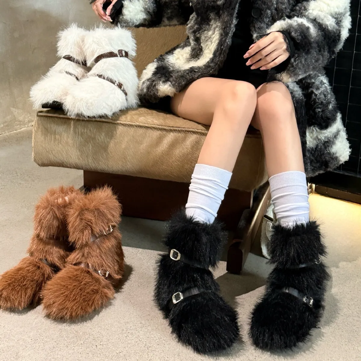 2025秋冬雪地靴平底内增高厚底高跟靴女短靴毛毛靴皮带扣加绒保暖