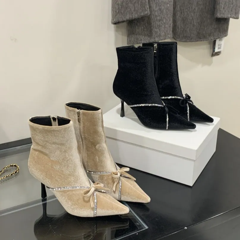 2024秋季新款尖头细跟欧美时尚高跟短靴