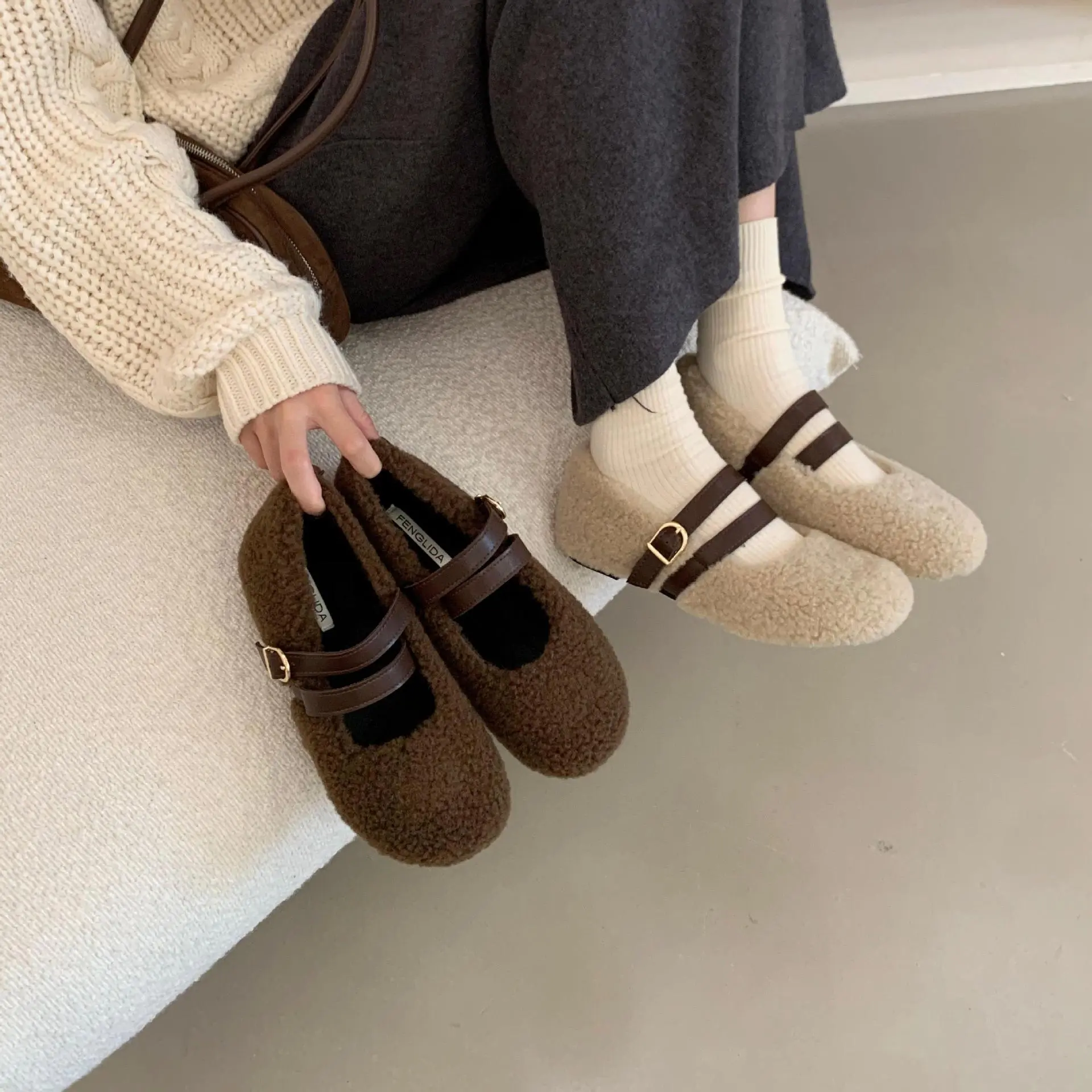 平底勃肯毛毛鞋女外穿2025新款秋冬季玛丽珍棉鞋浅口豆豆鞋单鞋女