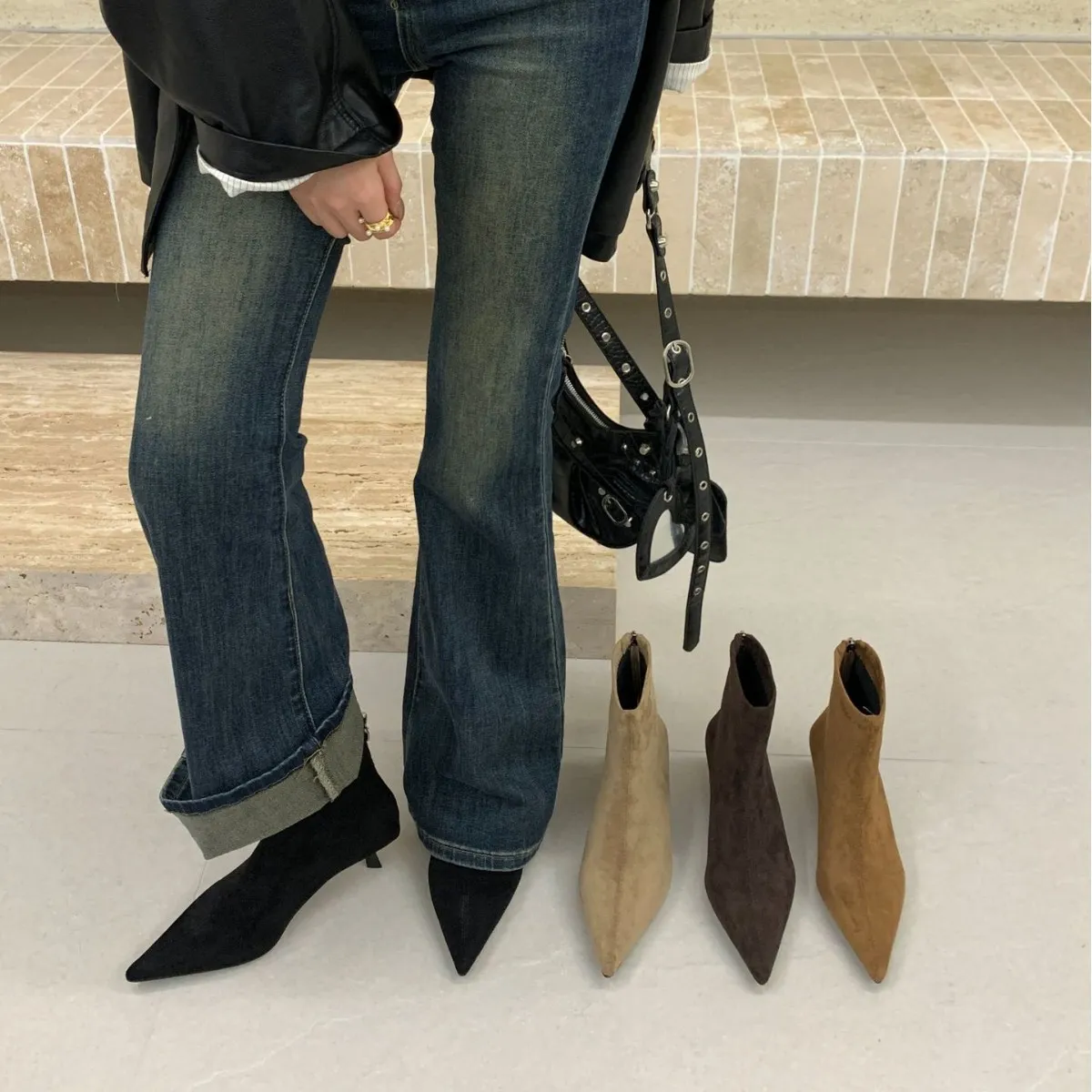 2025年新款时尚尖头细跟短靴女气质绒面瘦瘦靴女鞋短筒靴子女高跟