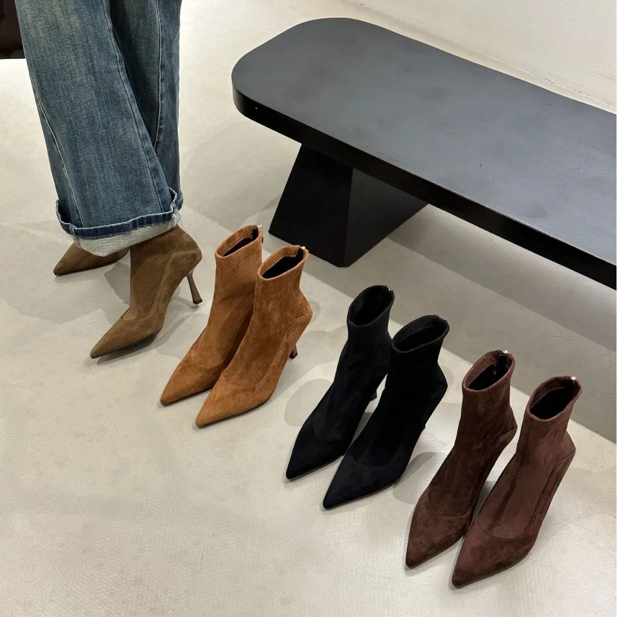 2025新款秋冬尖头细跟短筒瘦瘦靴女百搭弹力靴高跟时装靴小裸靴子