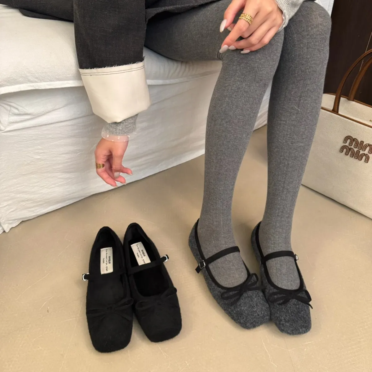 2025款复古蝴蝶结平底鞋浅口软底一字扣气质方头单鞋休闲舒适女鞋