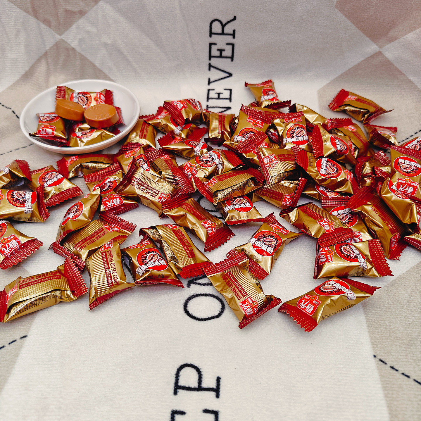 春光炭烧咖啡味硬糖婚庆喜糖结婚伴手礼春节年货聚会分享零食小吃