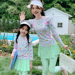 新款分体裙式亲子泳衣母女小众长袖长裤防晒高颜值女童孩海边泳装