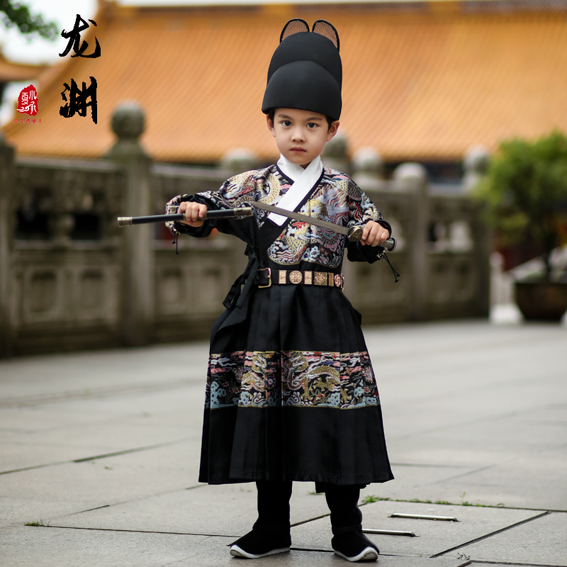 夏小承复原高端织金儿童飞鱼服
