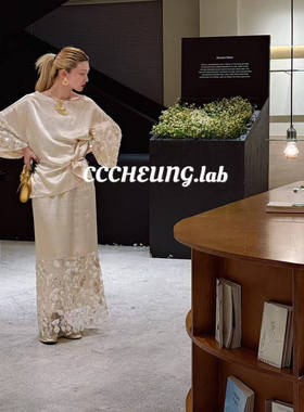 【喜一兮】6.18 夏季新款设计感亮片拼接套装上衣+半裙 5DA-V8081