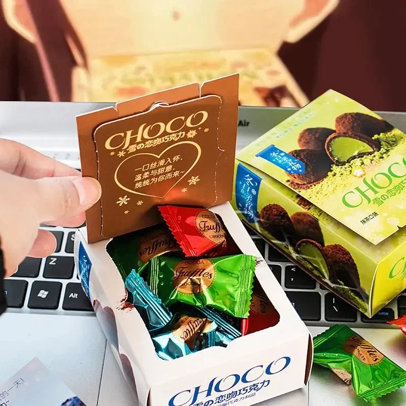 【新品上线】雪吻巧克力草莓蓝莓抹茶夹心糖雪恋吻节日礼零食,零食/坚果/特产,夹心巧克力,淘宝优惠券,粉丝福利购,淘宝优惠卷