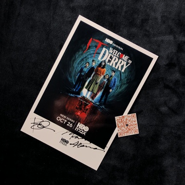 Welcome To Derry Madeleine Stowe Bill Skarsgard Signed photo