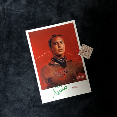 怪奇物语5StrangerThings米莉博比布朗Millie Bobby Brown亲签照