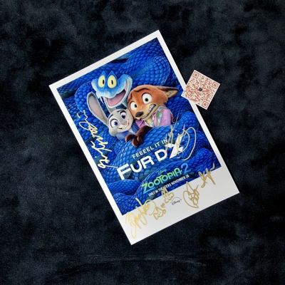疯狂动物城Zootopia 2 导演 CEO 配音金妮弗 夏奇拉 亲笔签名照片