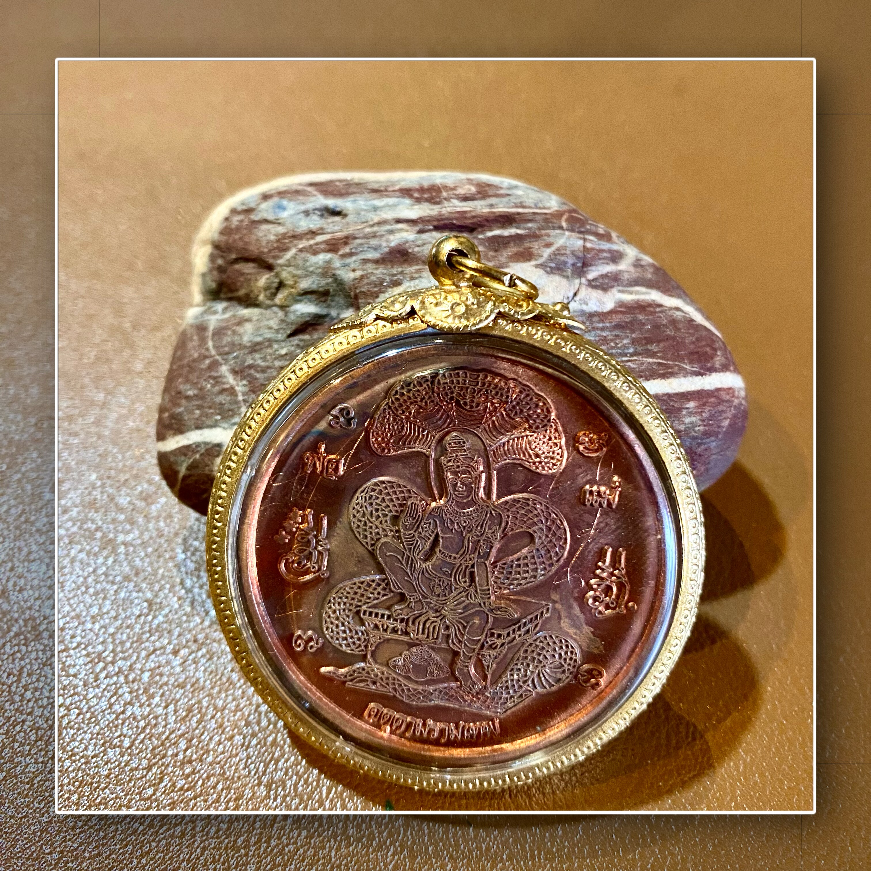 国内现货泰国2550阿赞初泽度金红铜版M模含金属外壳包邮贝叶工坊