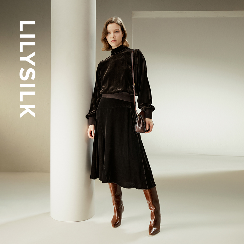 LILYSILK莉莉秀客秋冬慵懒风高领丝绒卫衣不对称半裙优雅女士套装