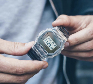 SKE 5600SK 4潮流手表 SHOCK卡西欧冰川透明方块DW